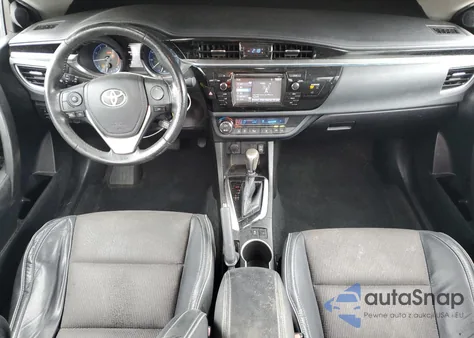 2015 Toyota Corolla L z USA, uszkodzony, nr VIN 5YFBURHE4FP256979